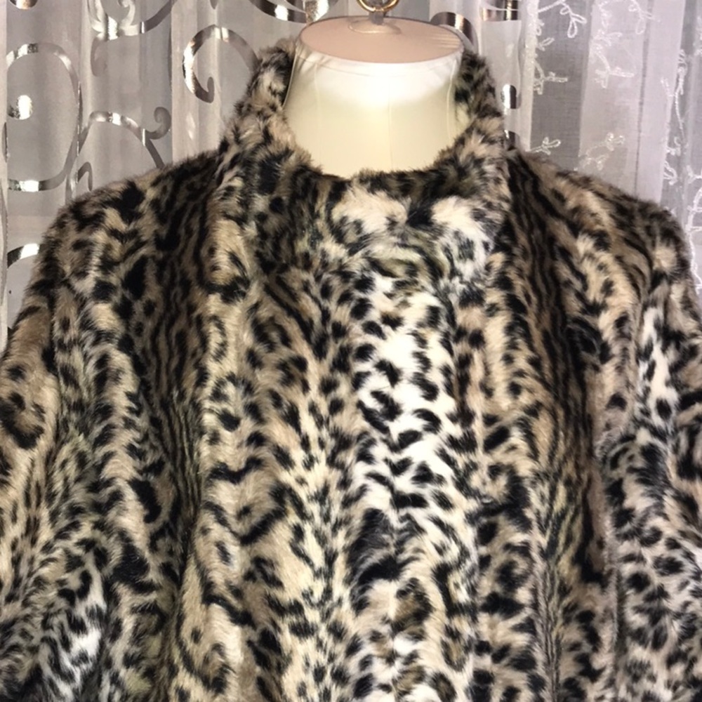 Pamela McCoy faux leopard NWOT🐾 - Picture 2 of 8